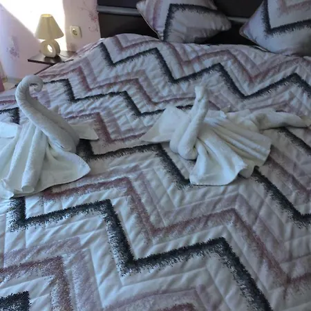 公寓 Sianie в центъра на слънчев бряг, само на няколко крачки от плажа 阳光海滩