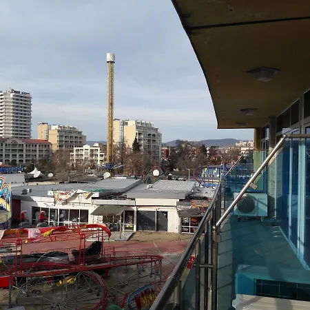 Apartman Sianie в центъра на слънчев бряг, само на няколко крачки от плажа Napospart