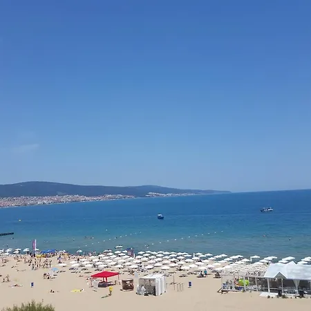 Sianie в центъра на слънчев бряг, само на няколко крачки от плажа 아파트 *