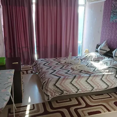 Sianie в центъра на слънчев бряг, само на няколко крачки от плажа * 써니비치